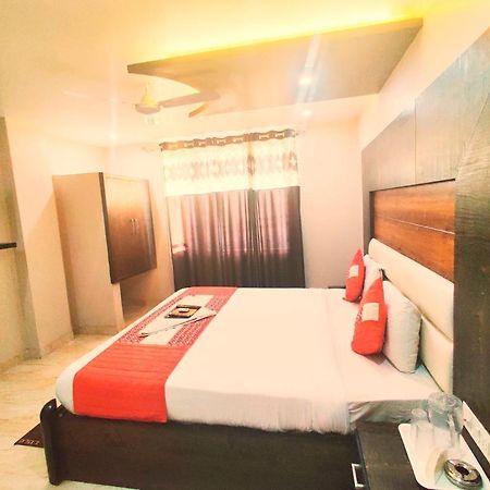 Hotel Amour By Rpi New Delhi Ngoại thất bức ảnh