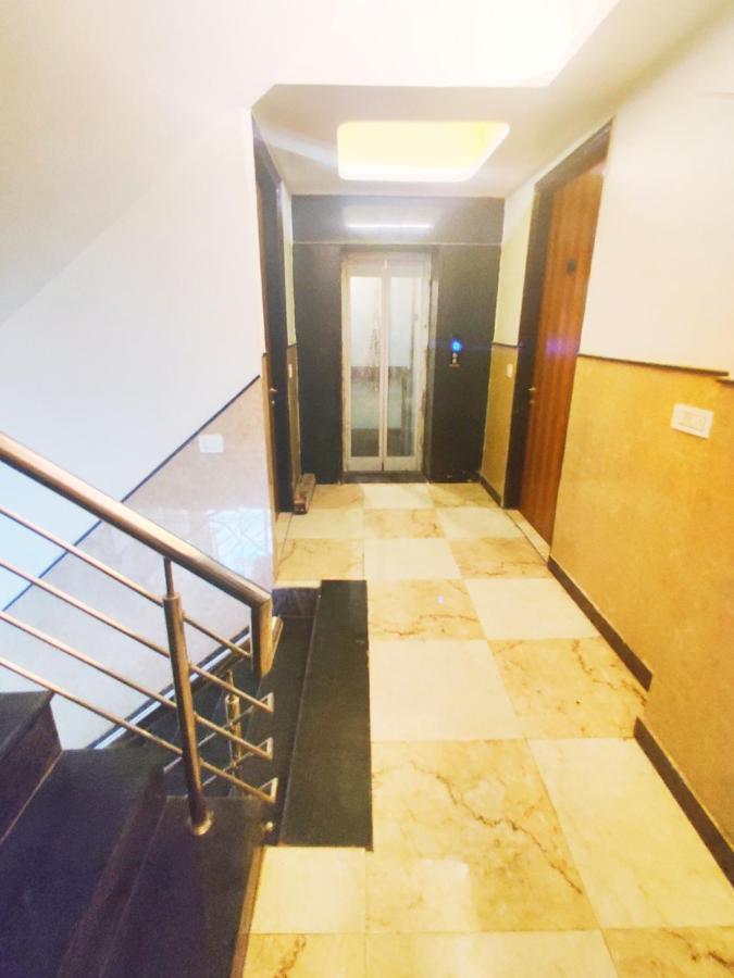 Hotel Amour By Rpi New Delhi Ngoại thất bức ảnh